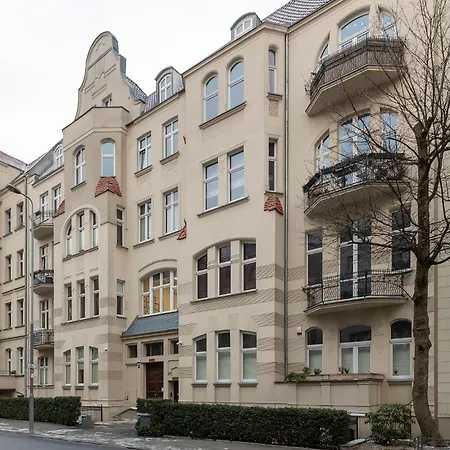 Apartment Chelmonskiego 8-01 By Farkas *