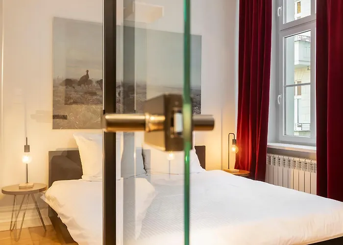 Apartment Chelmonskiego 8-01 By Farkas