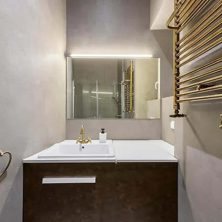 Chelmonskiego 8-01 By Farkas アパート